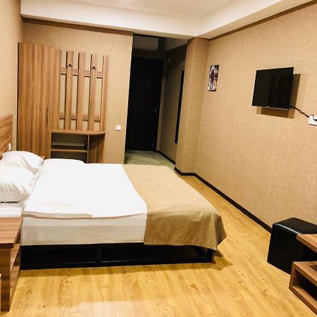 Lords Hotel تبليسي المظهر الخارجي الصورة