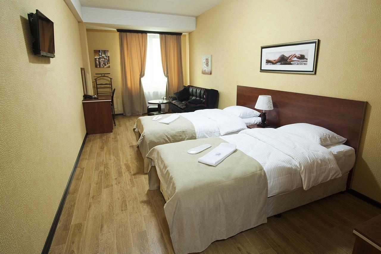 Lords Hotel تبليسي المظهر الخارجي الصورة