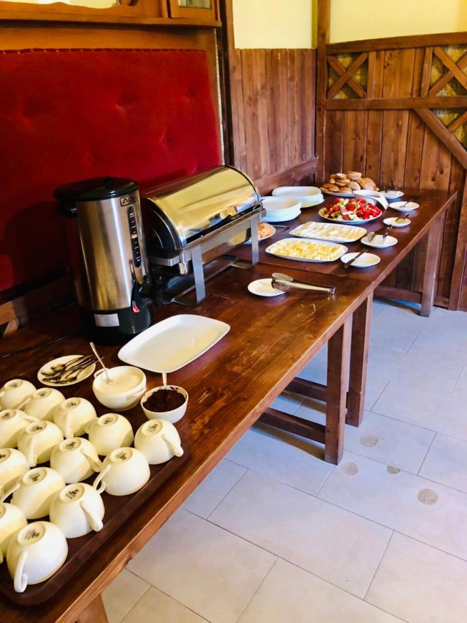 Lords Hotel تبليسي المظهر الخارجي الصورة
